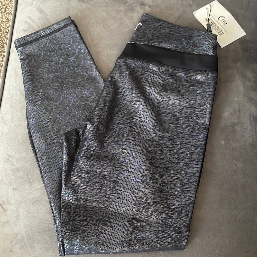 Zyia leggings